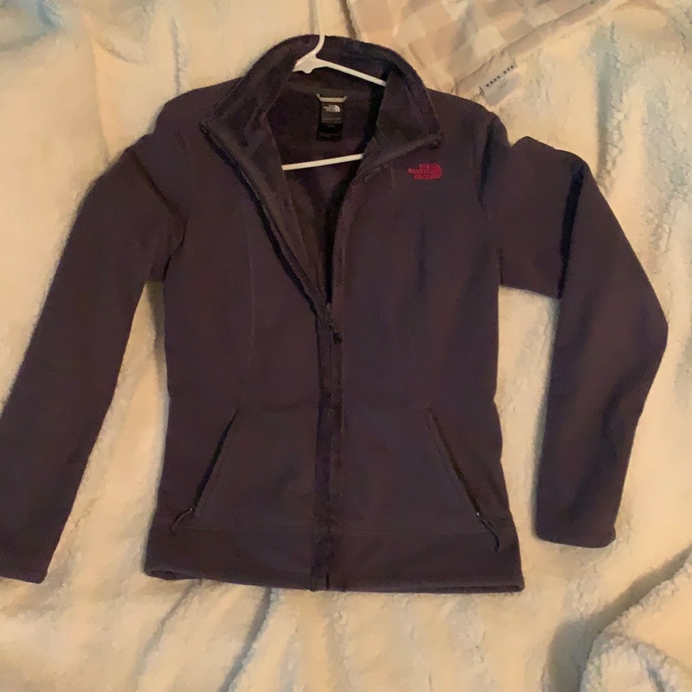 Women’s North Face jacket
